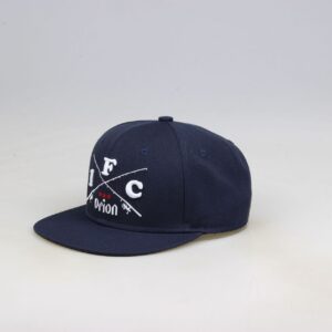 Casual baseball caps for both men and women, hip hop hats that are versatile and stylish with a large brim.